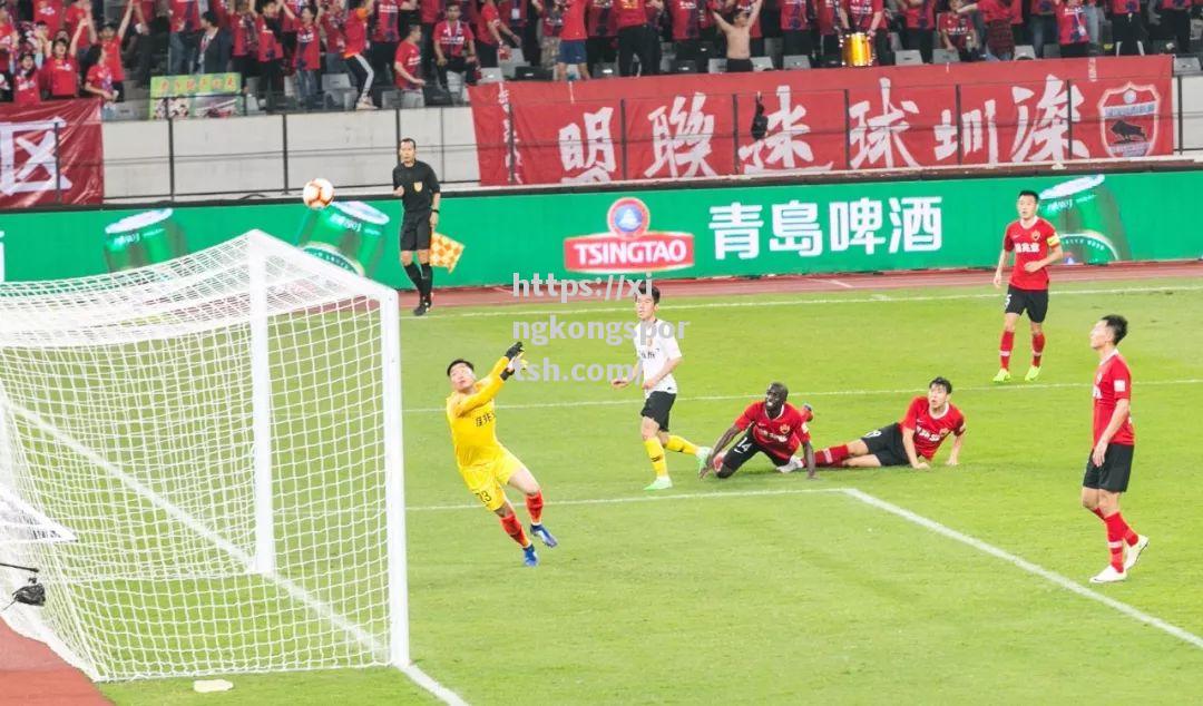 上海上港客场战平天津天海，稳固榜首位置